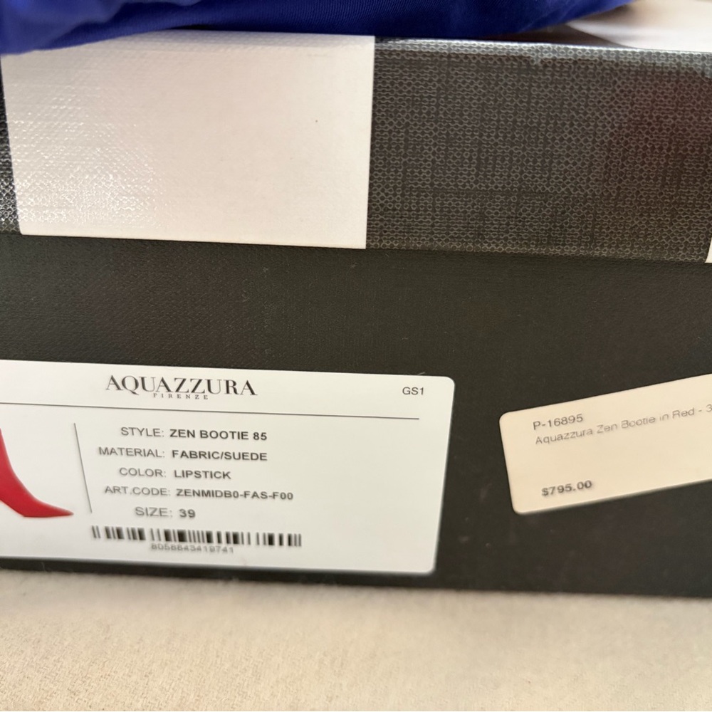 Aquazzura Vibrant Red Heeled Boot - Picture 5 of 5